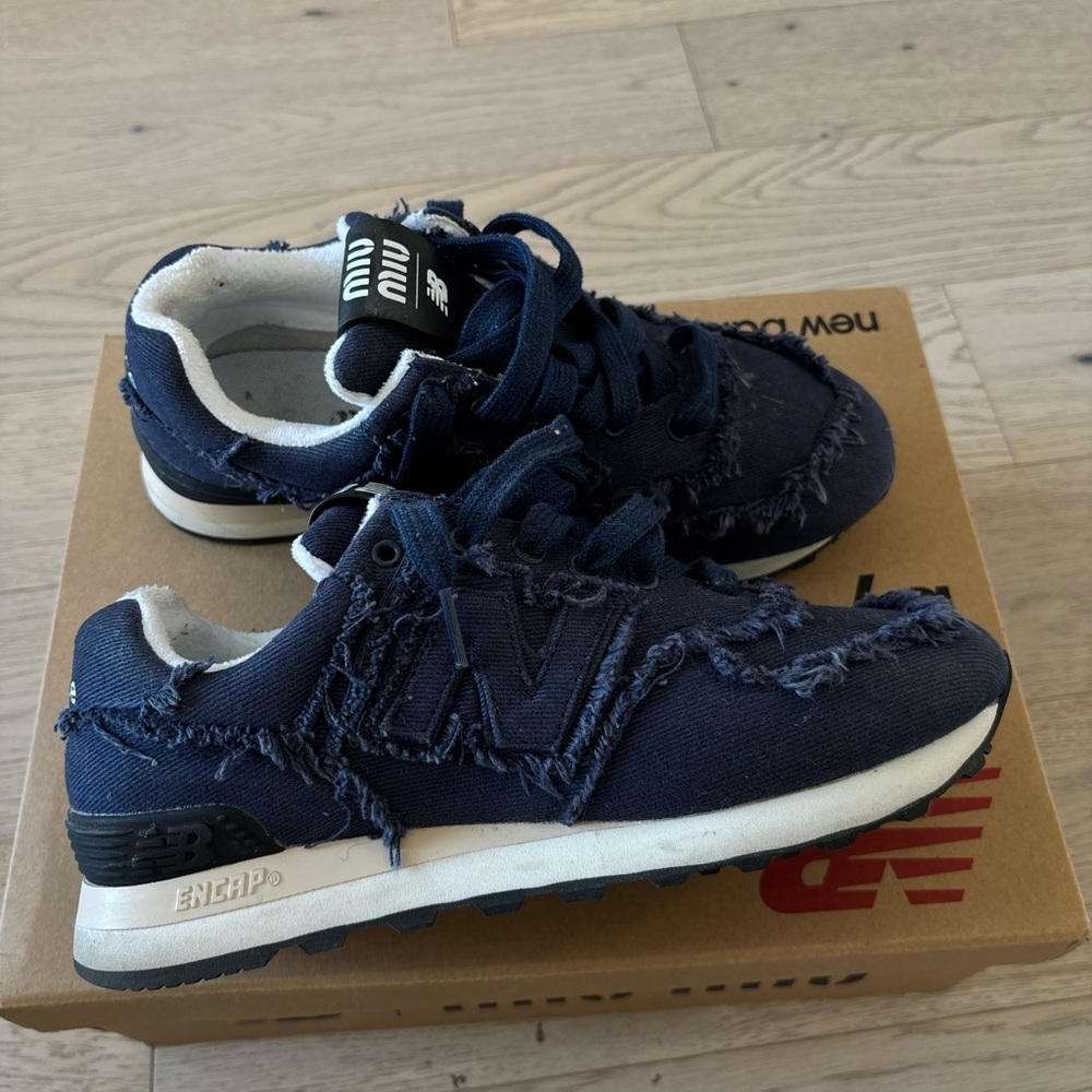 Miu Miu x New Balance Women’s 574 'Denim - Royal Blue' Size 8 - Picture 4 of 8
